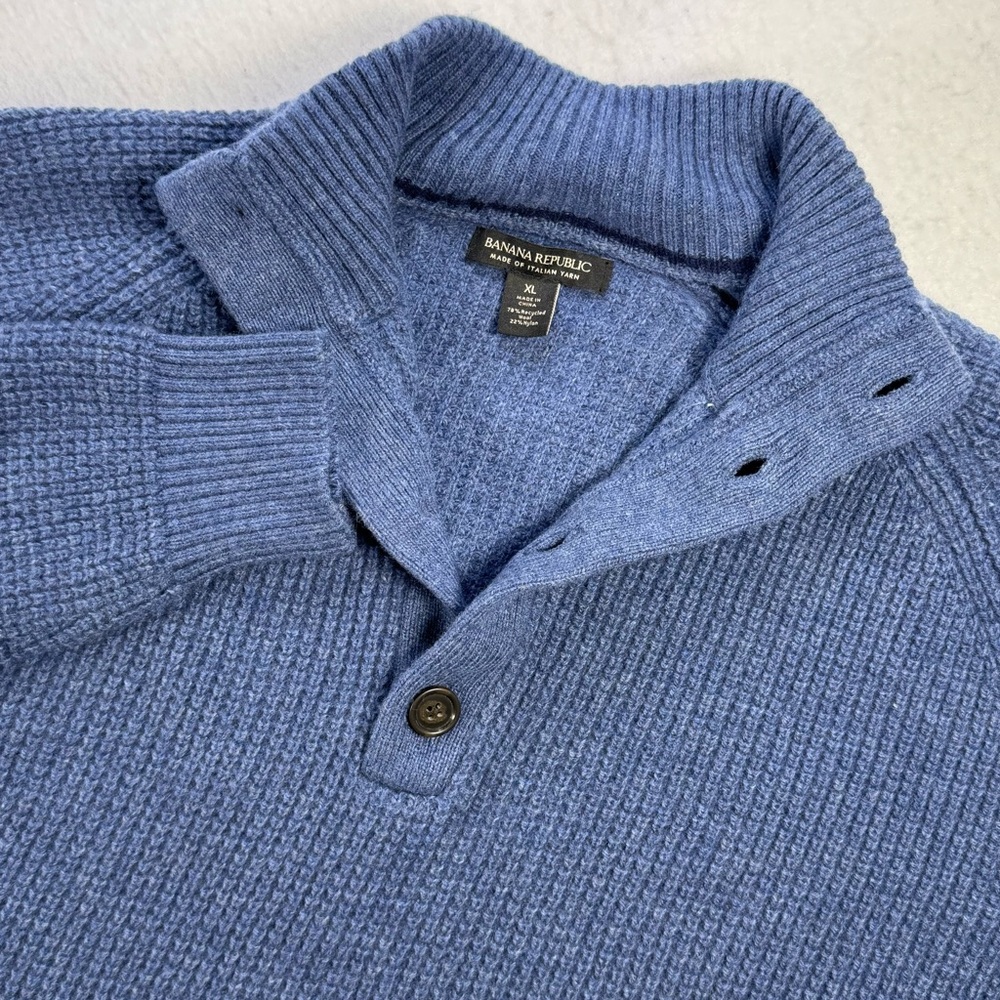 Banana Republic Men’s XL Blue Italian Yarn Wool Blend Sweater